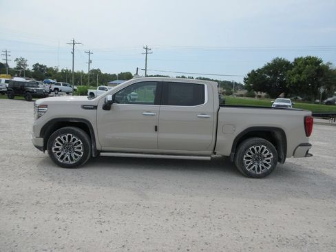 New 2026 GMC Sierra 1500 Denali Ultimate AWD/4WD image 10