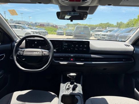 Certified 2025 Kia K4 EX FWD image 19