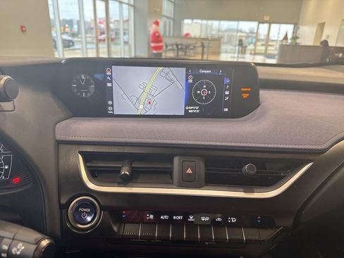 Used 2022 Lexus UX 250h w/ Luxury Package image 27