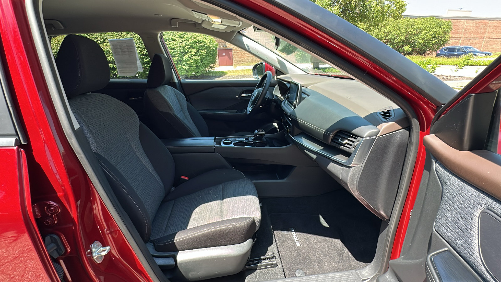 Certified 2023 Nissan Rogue SV AWD/4WD image 22