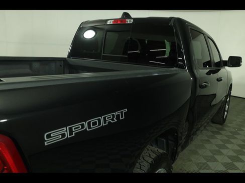 Used 2020 RAM 1500 Big Horn AWD/4WD image 18