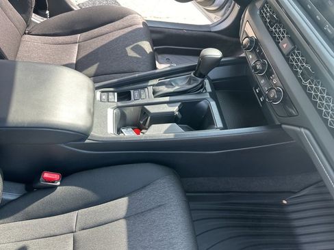 Used 2023 Honda Accord LX image 36