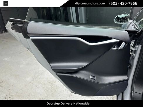 Used 2014 Tesla Model S P85 image 27