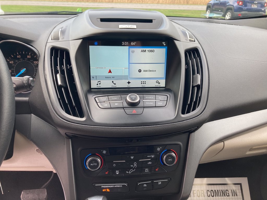 Used 2017 Ford Escape SE w/ SE Leather Comfort Package AWD/4WD image 23