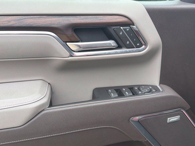 Used 2025 GMC Sierra 1500 SLT w/ SLT Premium Package AWD/4WD image 19