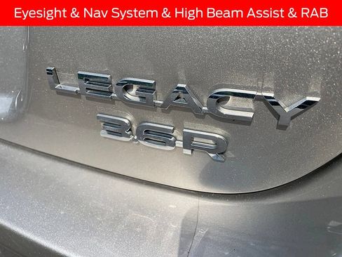 Used 2018 Subaru Legacy 3.6R Limited AWD/4WD image 4