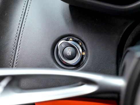 Used 2019 McLaren 600LT RWD image 53