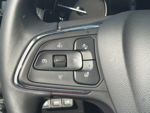Used 2023 Buick Envision Avenir FWD image 24