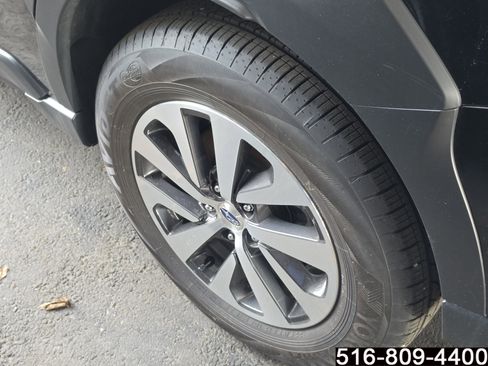 Used 2025 Subaru Outback Premium AWD/4WD image 4