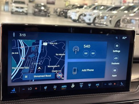 Used 2023 Lincoln Corsair AWD w/ Equipment Group 101A image 15