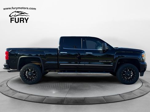 Used 2015 GMC Sierra 2500 Denali AWD/4WD image 3
