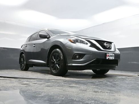 Used 2018 Nissan Murano SV w/ Premium Package image 45