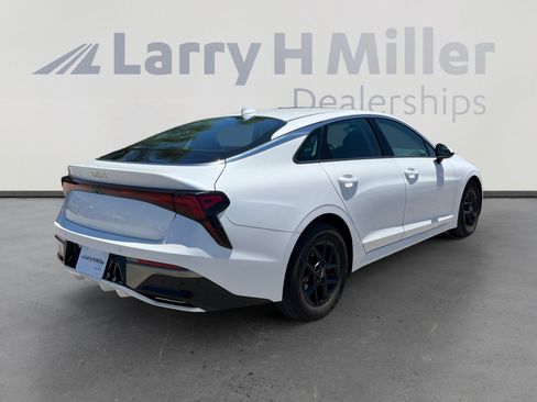 Used 2025 Kia K5 LXS FWD image 5