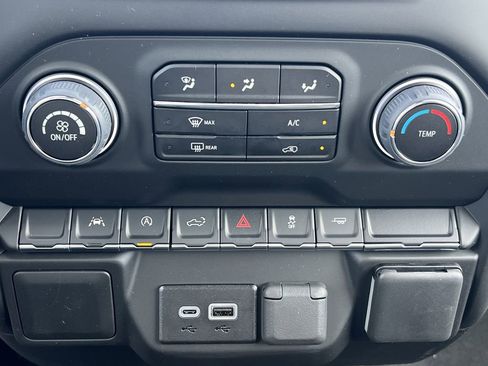 New 2026 Chevrolet Silverado 1500 Custom image 7