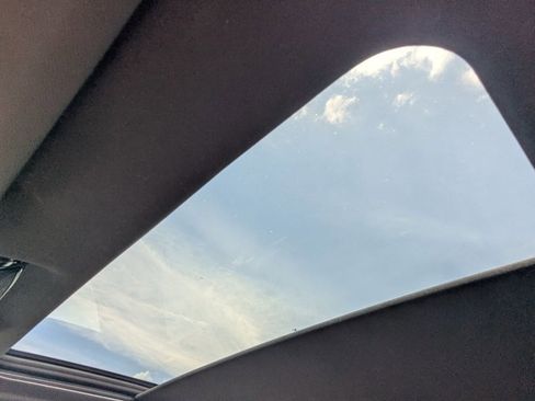 Certified 2024 BMW X5 sDrive40i w/ Parking Assistance Package image 8