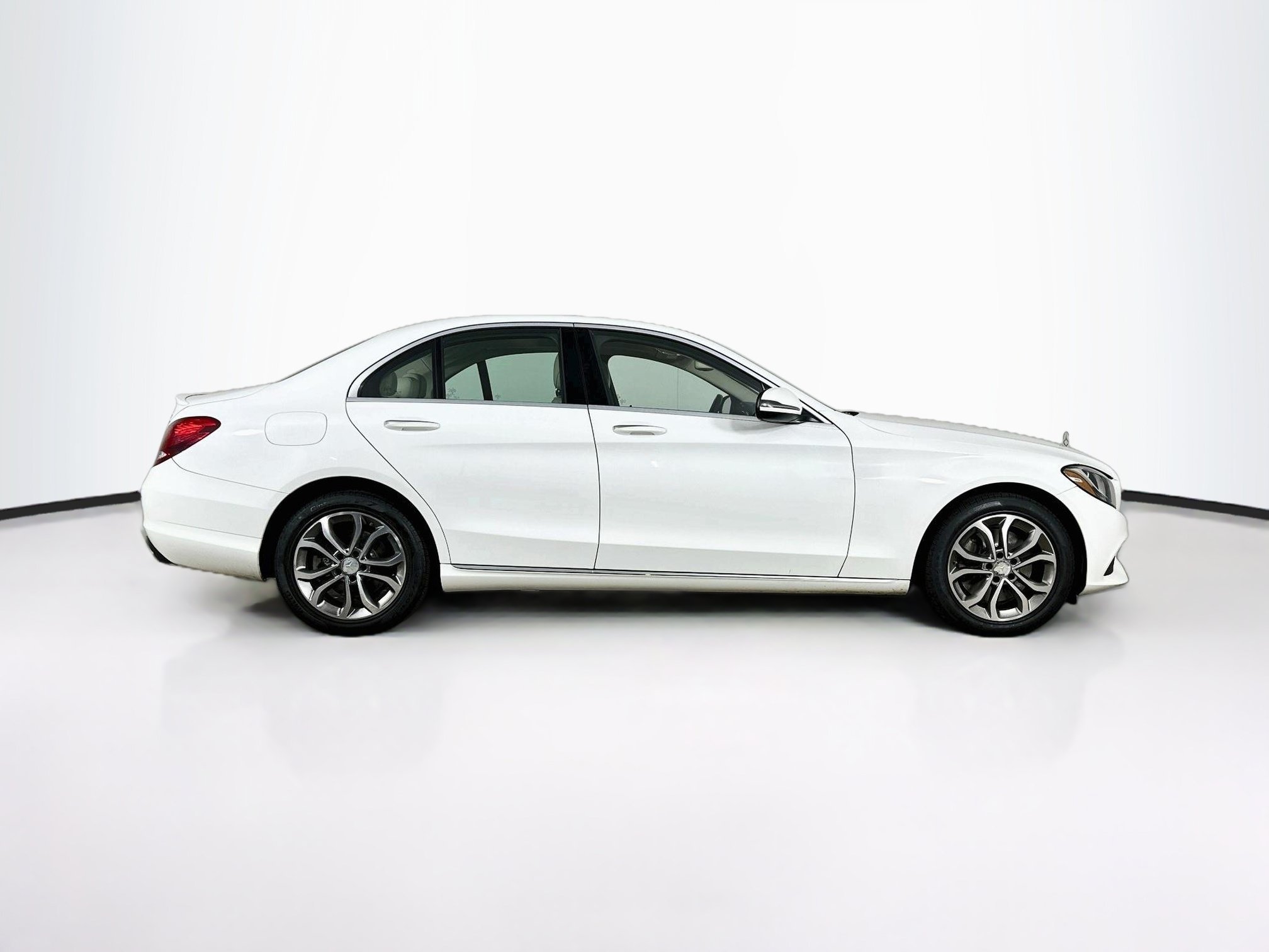 Used 2016 Mercedes-Benz C 300 4MATIC Sedan image 10
