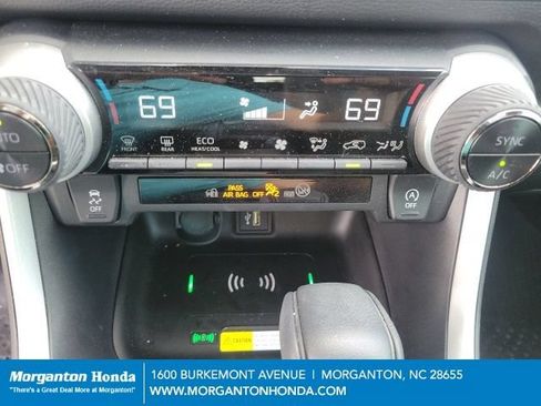 Used 2025 Toyota RAV4 XLE w/ Convenience Package FWD image 15