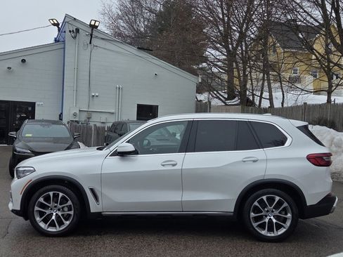 Used 2020 BMW X5 xDrive40i w/ Premium Package image 3