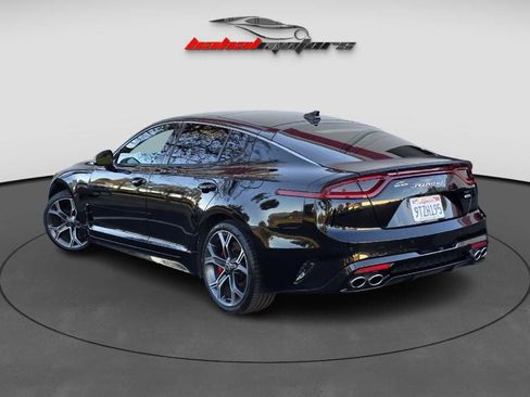 Used 2018 Kia Stinger GT2 image 16
