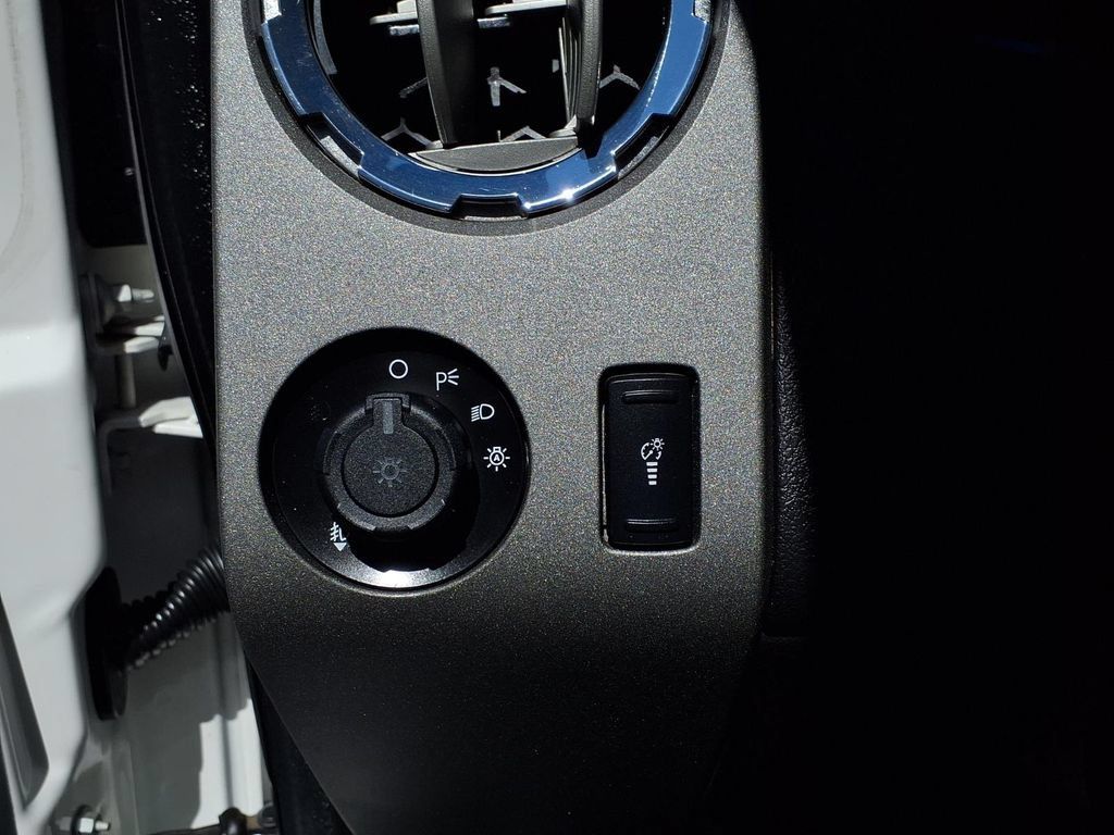 Used 2012 Ford F350 Lariat RWD image 16