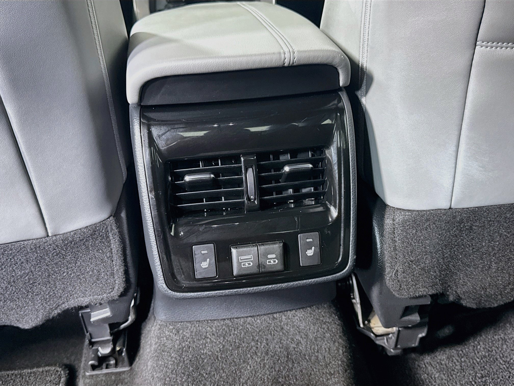 Certified 2021 Toyota Avalon Limited FWD image 24