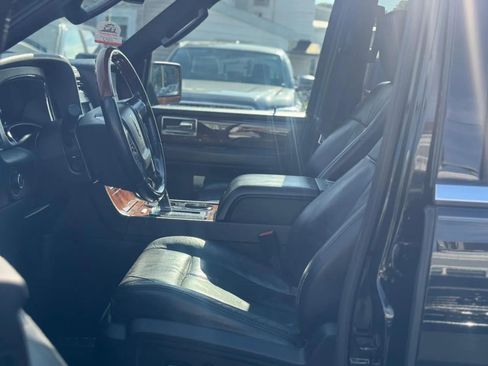 Used 2016 Lincoln Navigator L Select image 22
