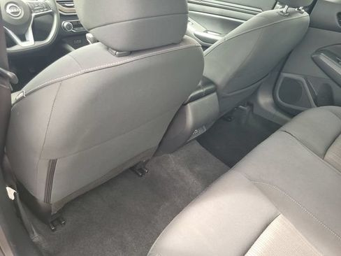 Certified 2025 Nissan Altima 2.5 SV FWD image 14