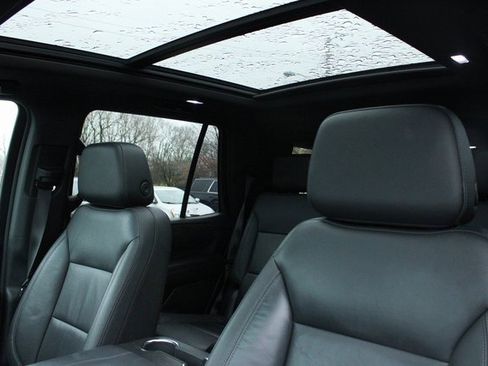 Used 2021 Chevrolet Tahoe Z71 image 14