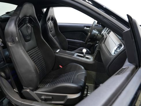 Used 2013 Ford Mustang Shelby GT500 image 31
