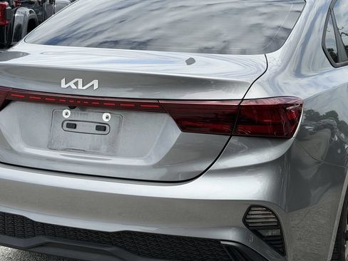 Certified 2024 Kia Forte LXS FWD image 6