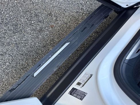 Certified 2023 Land Rover Range Rover Sport SE Dynamic image 18