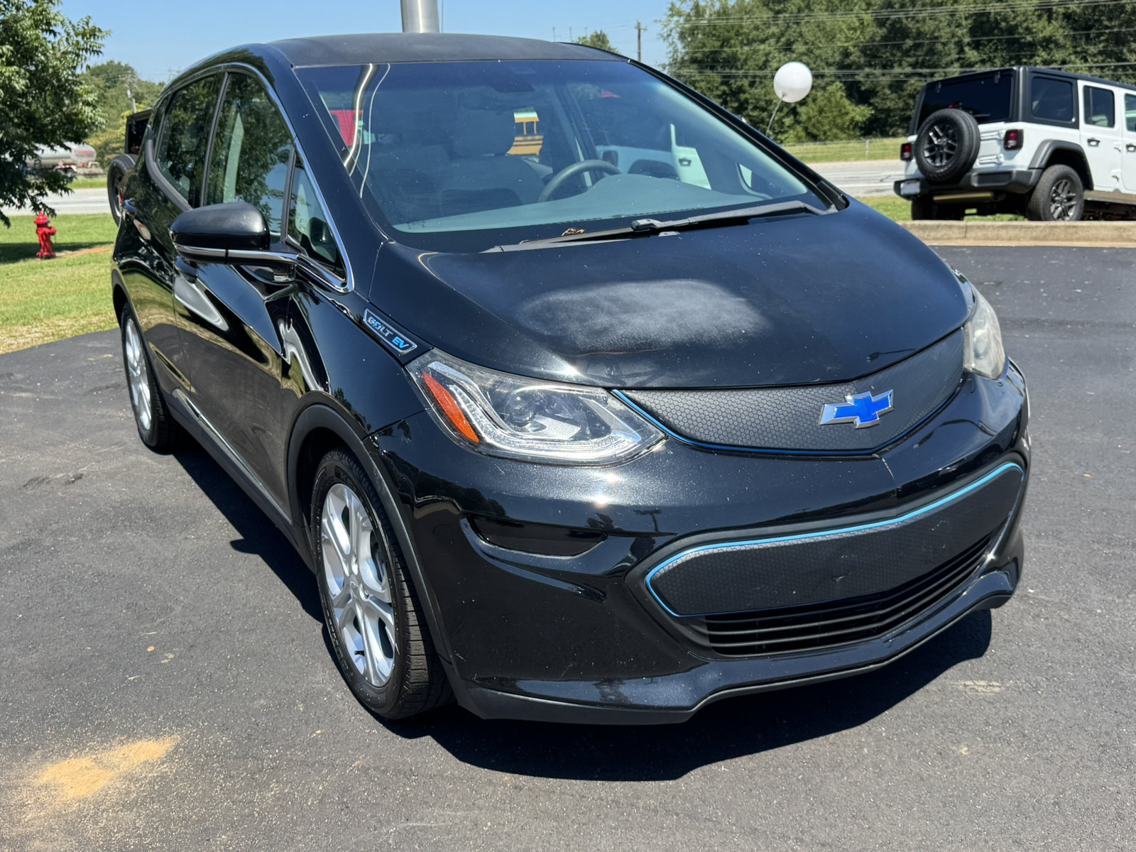 Used 2017 Chevrolet Bolt LT FWD image 3