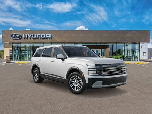 New 2027 Hyundai Palisade SE FWD image 2
