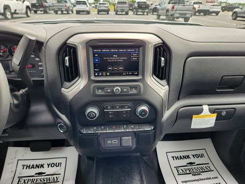 New 2026 Chevrolet Silverado 1500 W/T RWD image 10