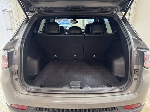 Used 2023 Jeep Compass Trailhawk image 16