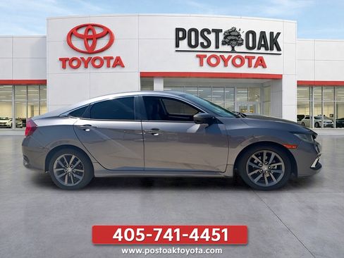Used 2020 Honda Civic EX image 11