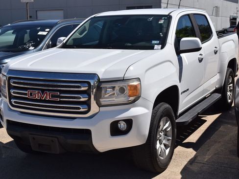 Used 2018 GMC Canyon SLE w/ SLE Convenience Package image 2