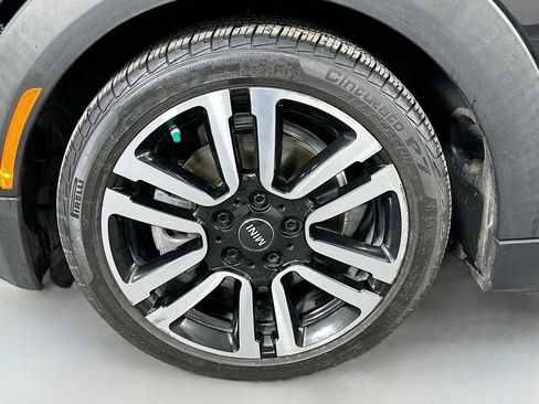 Used 2019 MINI Cooper S w/ Premium Package image 31