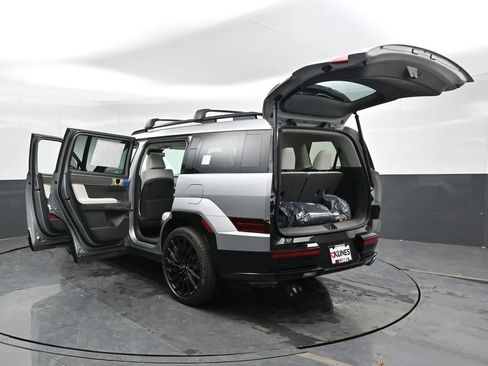 Used 2025 Hyundai Santa Fe Calligraphy image 55