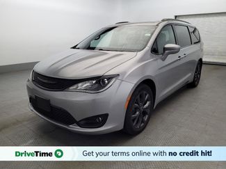 Used 2019 Chrysler Pacifica Touring Plus w/ S Appearance Package image 1
