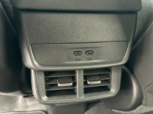 New 2027 Chevrolet Equinox LT FWD image 23