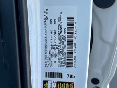 Certified 2024 Toyota Tacoma SR5 AWD/4WD image 26
