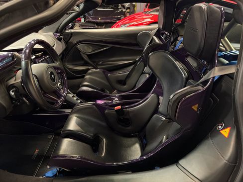 Used 2021 McLaren 765LT image 29