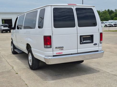 Used 2006 Ford E-350 and Econoline 350 XL RWD image 5