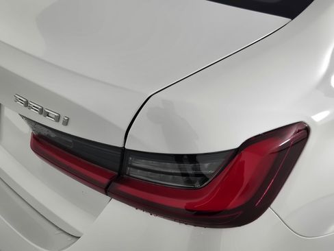 New 2026 BMW 330i xDrive Sedan w/ Premium Package image 9