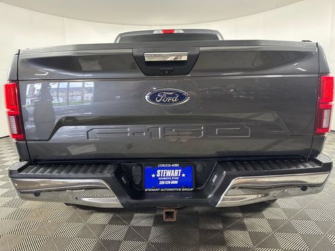 Used 2018 Ford F150 XLT w/ Equipment Group 302A Luxury AWD/4WD image 4