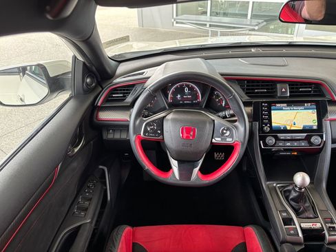 Used 2019 Honda Civic Type R image 10