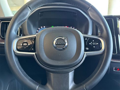 Certified 2023 Volvo XC60 B5 Plus image 23