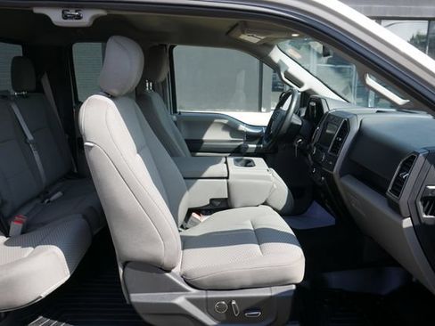 Used 2018 Ford F150 XLT w/ Equipment Group 302A Luxury AWD/4WD image 27