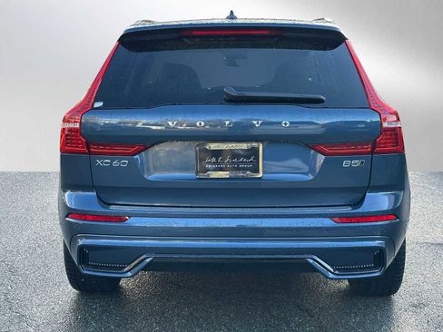 Used 2025 Volvo XC60 B5 Ultra w/ Protection Package Premier image 4